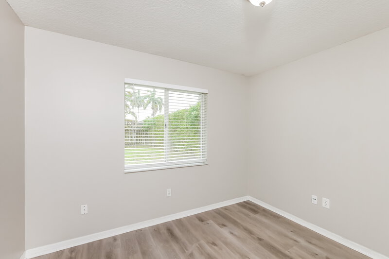 3,325/Mo, 14730 SW 176th St Miami, FL 33187 Bedroom View