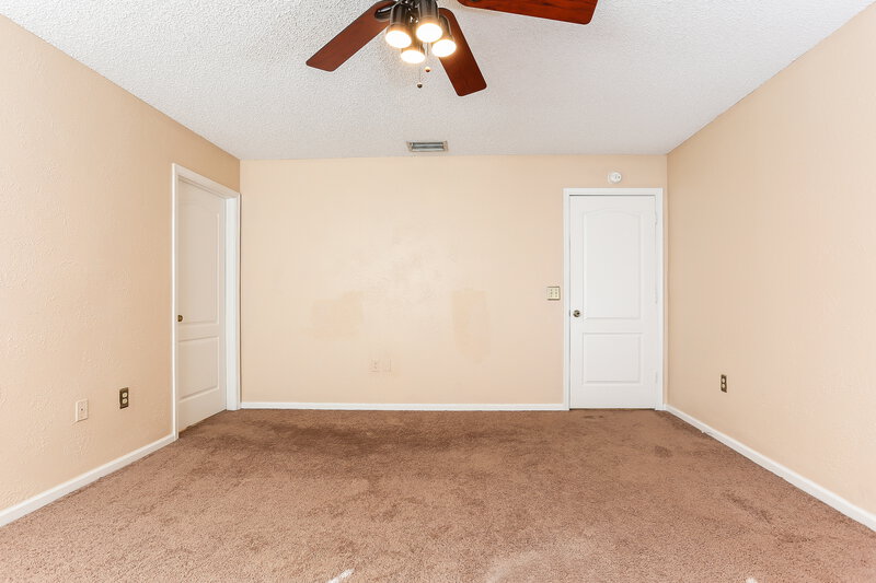 3,430/Mo, 6135 NW 77th Pl Parkland, FL 33067 Master Bedroom View