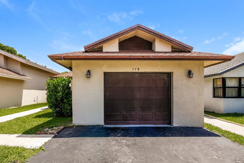 3,565/Mo, 578 Lakeside Cir Sunrise, FL 33326 External View