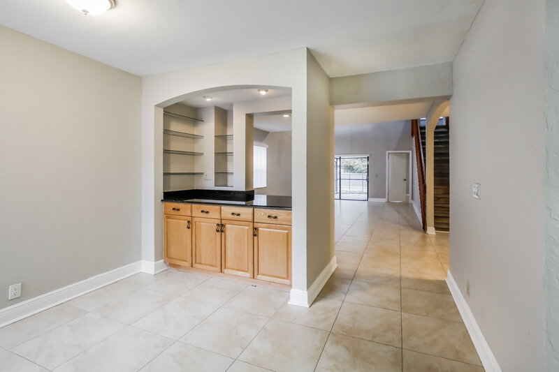 3,950/Mo, 578 Lakeside Cir Sunrise, FL 33326 Dining Room View