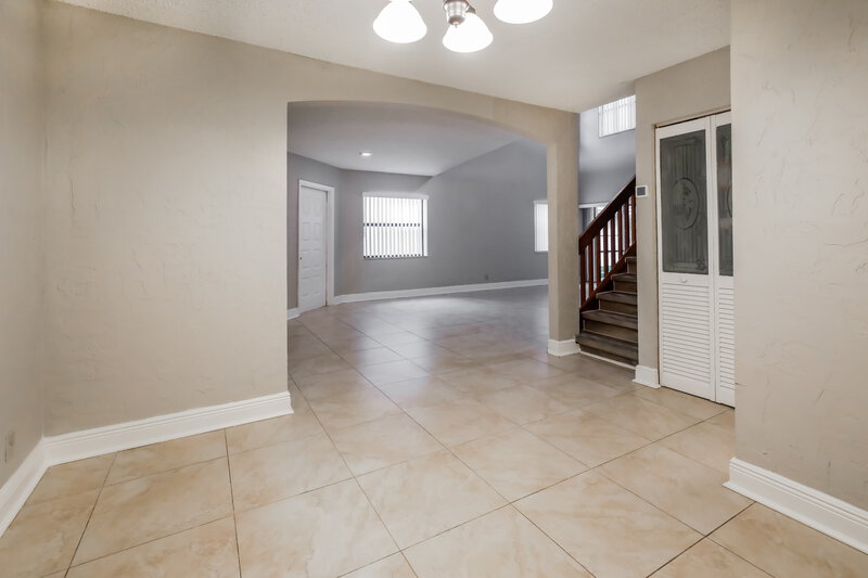 3,950/Mo, 578 Lakeside Cir Sunrise, FL 33326 Breakfast Nook View