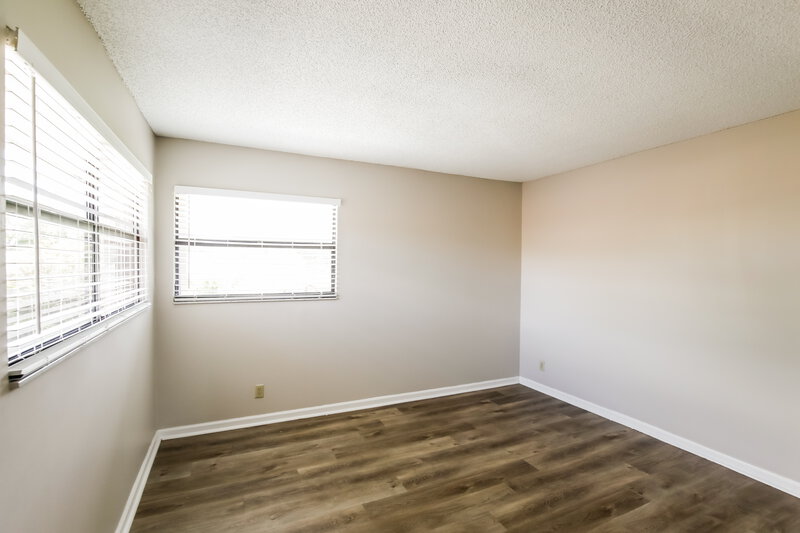 3,565/Mo, 578 Lakeside Cir Sunrise, FL 33326 Bedroom View