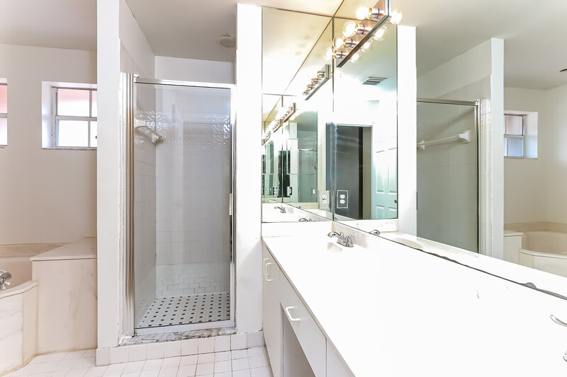 3,665/Mo, 10141 Aqua Vista Way Boca Raton, FL 33428 Main Bathroom View