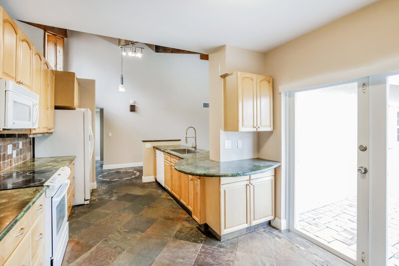 3,145/Mo, 6376 Amberwoods Dr Boca Raton, FL 33433 Kitchen View 4