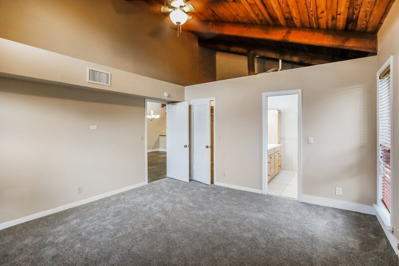 3,145/Mo, 6376 Amberwoods Dr Boca Raton, FL 33433 Main Bedroom View