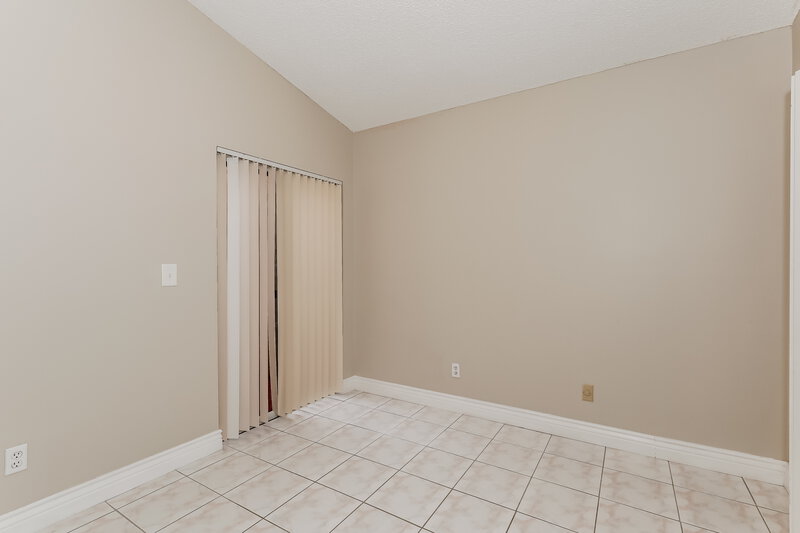 2,995/Mo, 18951 NW 22nd St Pembroke Pines, FL 33029 Bedroom View