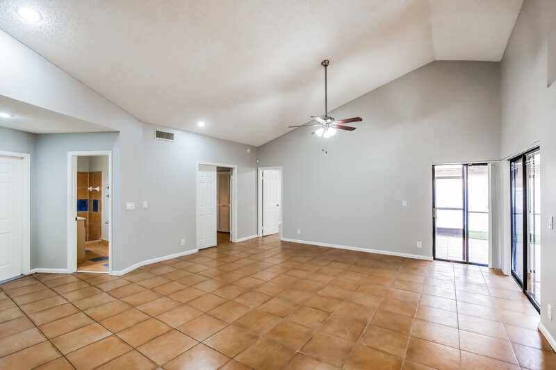 3,320/Mo, 10361 NW 18th Dr Plantation, FL 33322 Living Room View 3