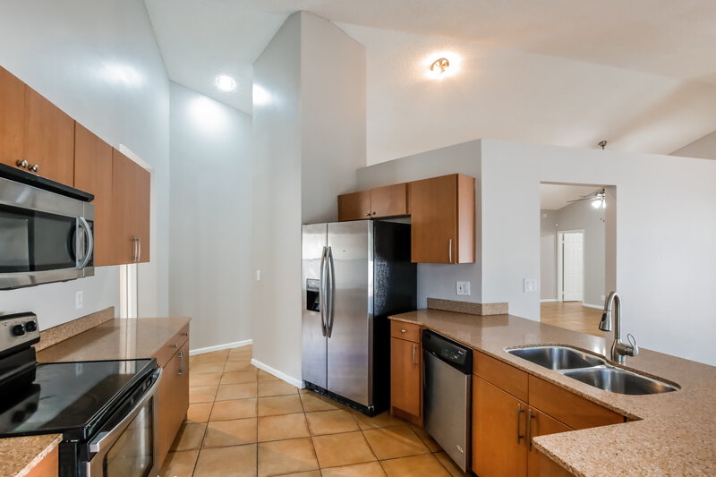 3,320/Mo, 10361 NW 18th Dr Plantation, FL 33322 Kitchen View