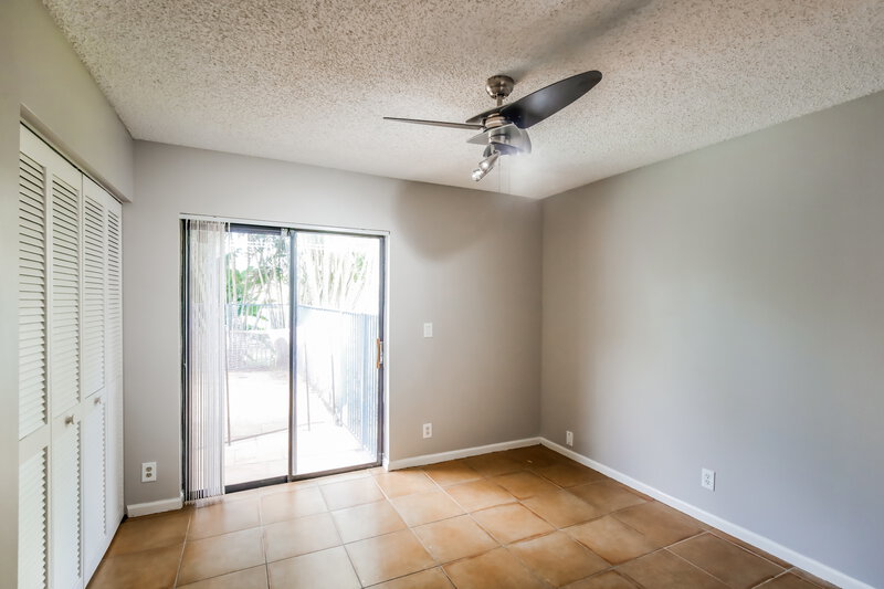 3,320/Mo, 10361 NW 18th Dr Plantation, FL 33322 Bedroom View