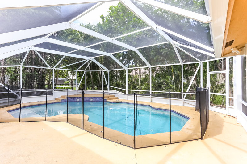 3,600/Mo, 4557 NW 51st St Coconut Creek, FL 33073 Pool View