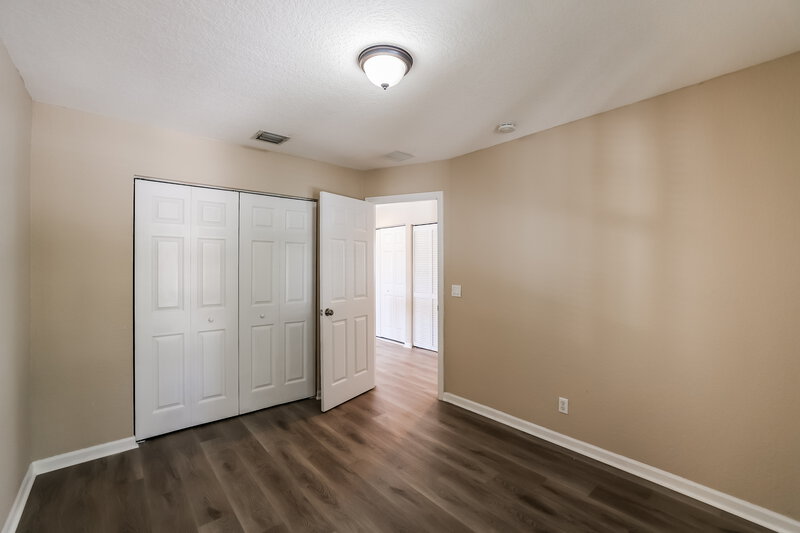 2,460/Mo, 4287 Lake Lucerne Cir West Palm Beach, FL 33409 Bedroom View