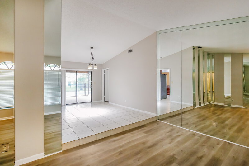 3,830/Mo, 9697 SW 1st Ct Coral Springs, FL 33071 Living Room View 2