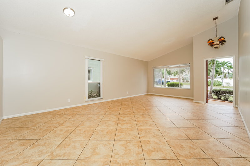 3,560/Mo, 6642 NW 42nd Ave Coconut Creek, FL 33073 Dining Room View