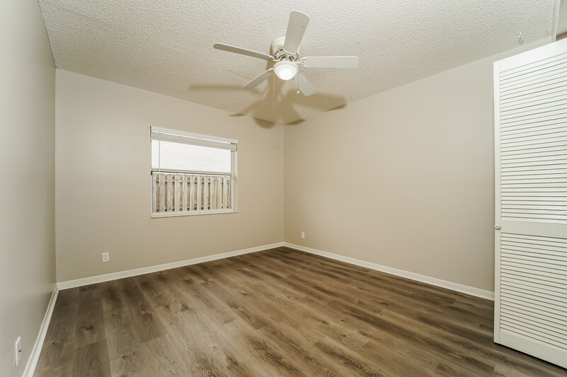 3,560/Mo, 6642 NW 42nd Ave Coconut Creek, FL 33073 Bedroom View 3