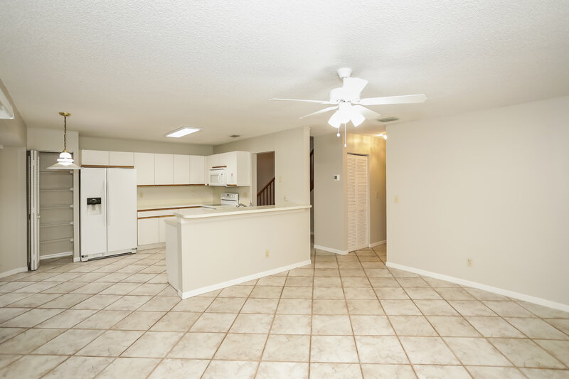 3,345/Mo, 5520 NW 54th Ln Coconut Creek, FL 33073 Kitchen View