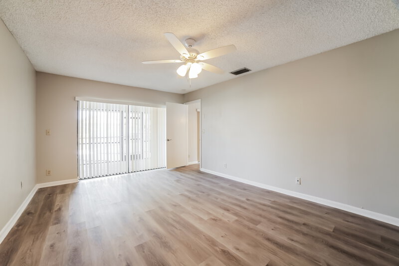 5,250/Mo, 10677 NW 6th Ct Coral Springs, FL 33071 Bedroom View 2