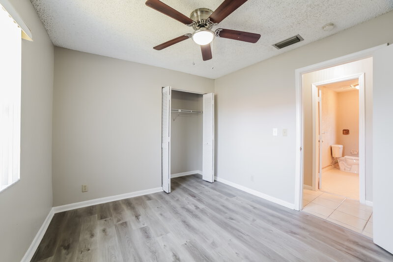 5,250/Mo, 10677 NW 6th Ct Coral Springs, FL 33071 Bedroom View 4