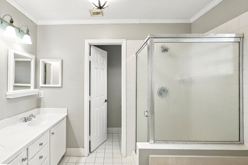 0/Mo, 3842 NW 63rd Ct Coconut Creek, FL 33073 Primary Bathroom View