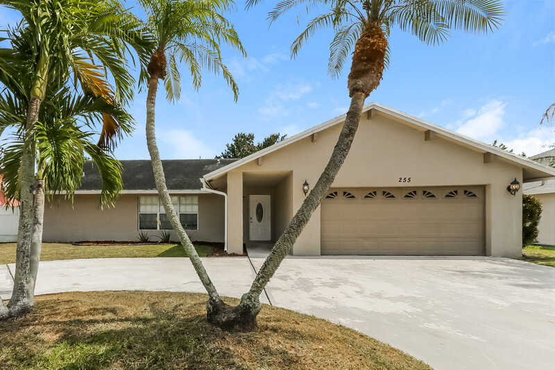 3,165/Mo, 255 Las Palmas St Royal Palm Beach, FL 33411 External View