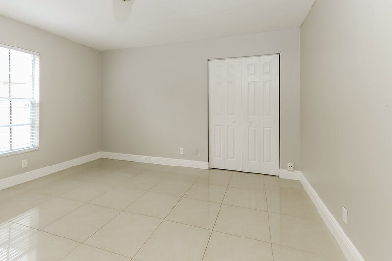 3,165/Mo, 255 Las Palmas St Royal Palm Beach, FL 33411 Bedroom View