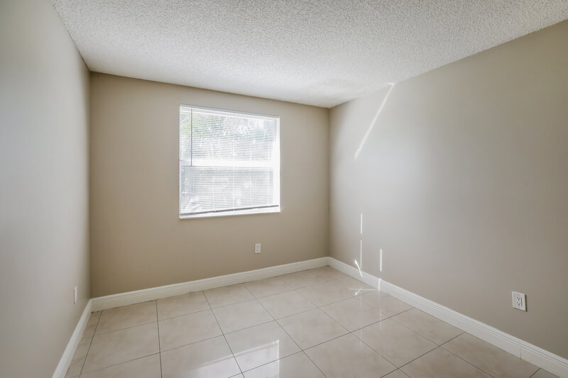 3,275/Mo, 4451 NW 61st Pl Coconut Creek, FL 33073 Bedroom View