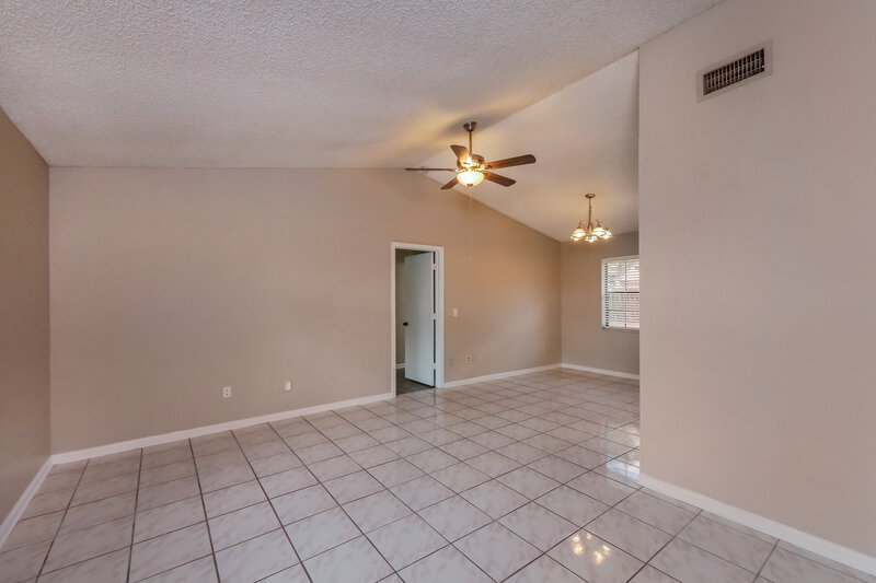 4,480/Mo, 740 NW 41st Way Deerfield Beach, FL 33442 Living Room View