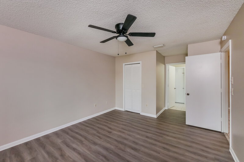 4,480/Mo, 740 NW 41st Way Deerfield Beach, FL 33442 Main Bedroom View