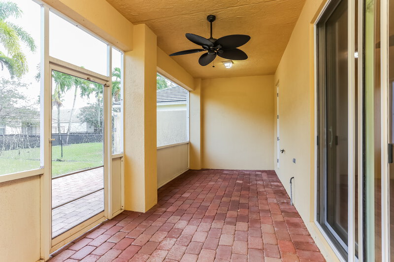 3,340/Mo, 169 Mulberry Grove Rd Royal Palm Beach, FL 33411 Sun Room View