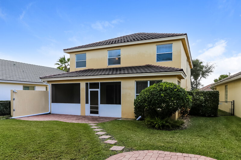 3,340/Mo, 169 Mulberry Grove Rd Royal Palm Beach, FL 33411 Rear View