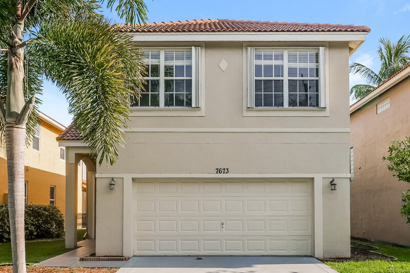 3,210/Mo, 7673 Springfield Lake Dr Lake Worth, FL 33467 External View