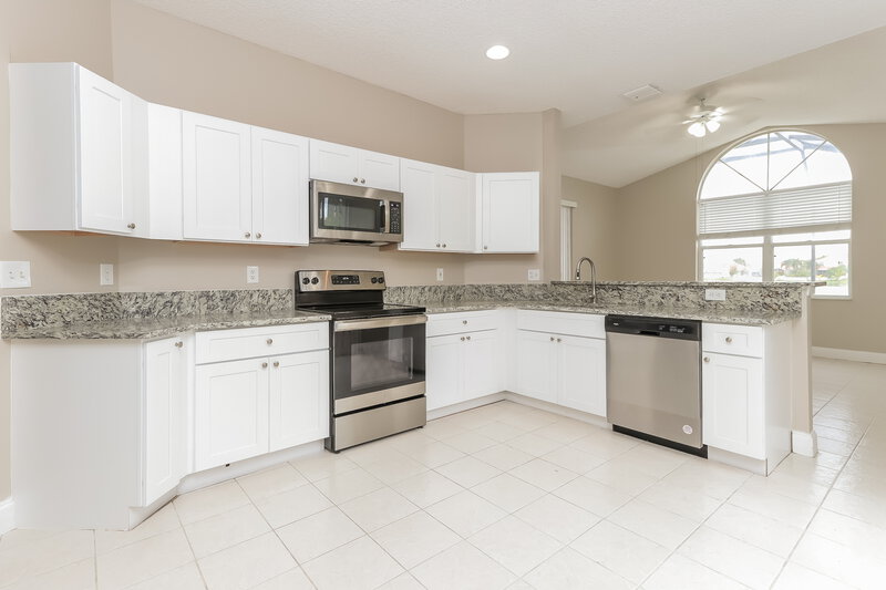 3,165/Mo, 7673 Springfield Lake Dr Lake Worth, FL 33467 Misc View 3
