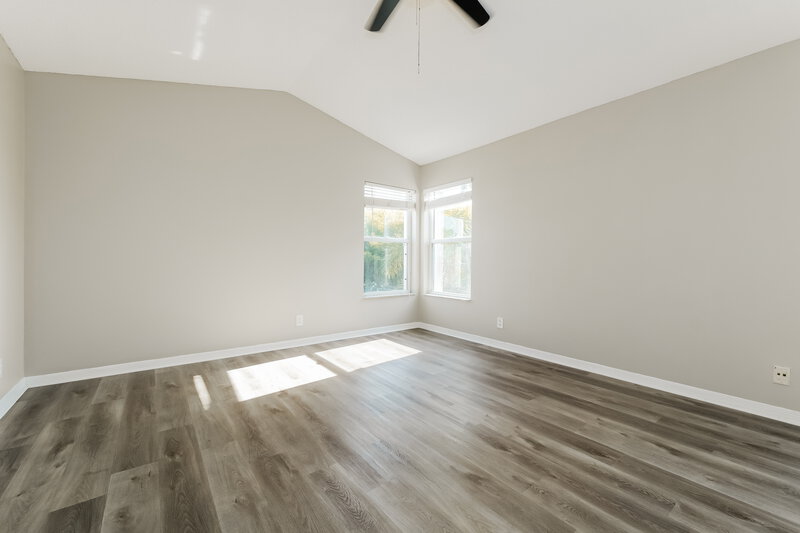 3,210/Mo, 7673 Springfield Lake Dr Lake Worth, FL 33467 Main Bedroom View