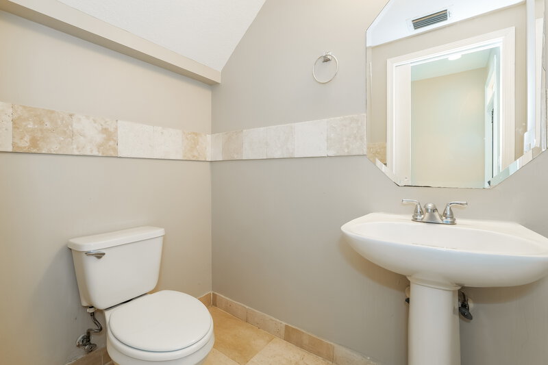3,210/Mo, 7673 Springfield Lake Dr Lake Worth, FL 33467 Bathroom View 2