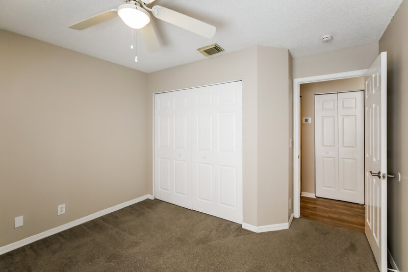 2,885/Mo, 1453 NW 208th Ter Pembroke Pines, FL 33029 Bedroom View 4