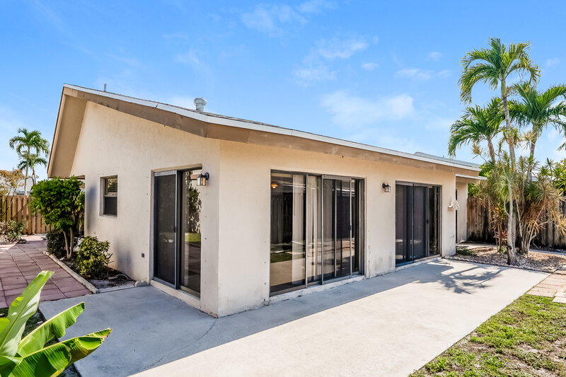 3,040/Mo, 80 Baytree Cir Boynton Beach, FL 33436 Rear View 2