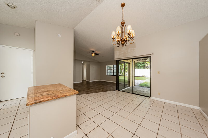 3,295/Mo, 21080 Woodspring Ave Boca Raton, FL 33428 Dining Room View 3