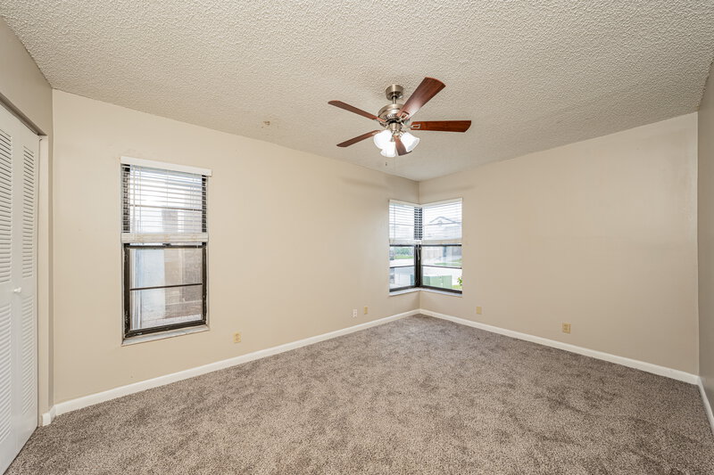 3,295/Mo, 21080 Woodspring Ave Boca Raton, FL 33428 Main Bedroom View 2