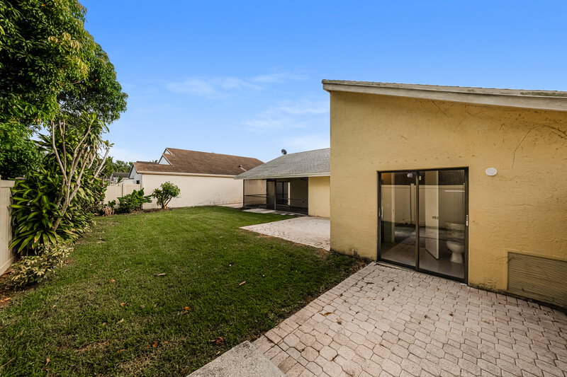 3,295/Mo, 21080 Woodspring Ave Boca Raton, FL 33428 Rear View 2