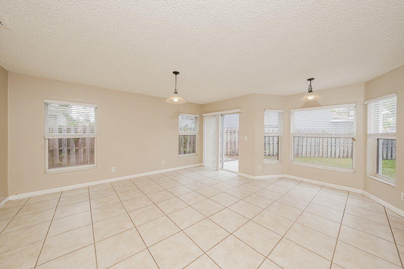 3,430/Mo, 7142 Davit Cir Lake Worth, FL 33467 Dining Room View