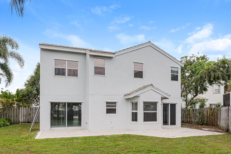 3,430/Mo, 7142 Davit Cir Lake Worth, FL 33467 Rear View
