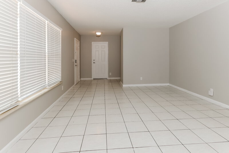 2,985/Mo, 115 Valencia St Royal Palm Beach, FL 33411 Living Room View 2
