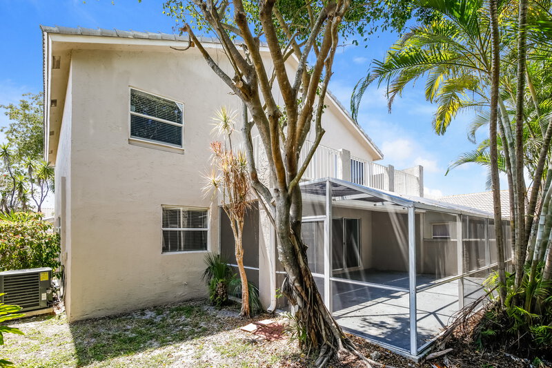 3,890/Mo, 18164 Blue Lake Way Boca Raton, FL 33498 Rear View