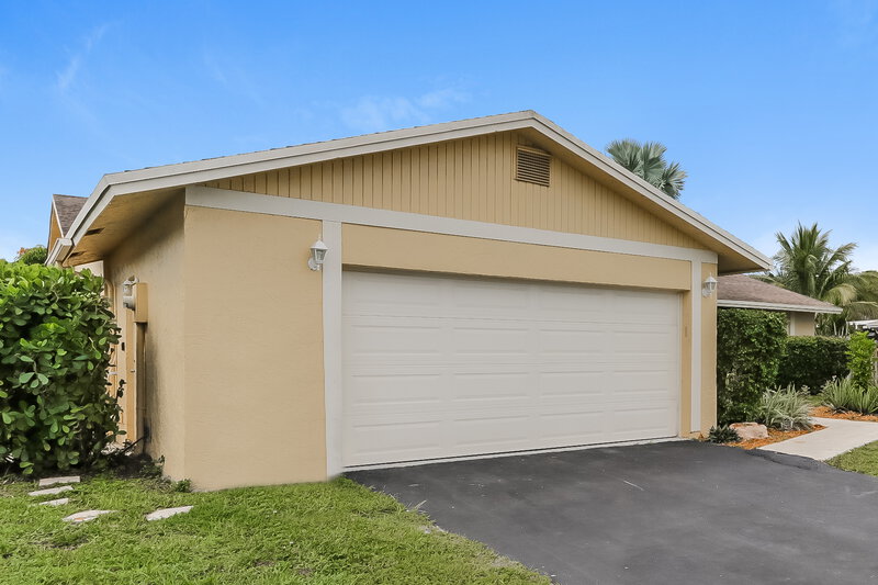 3,330/Mo, 11370 Chipmunk Dr Boca Raton, FL 33428 Front View 2