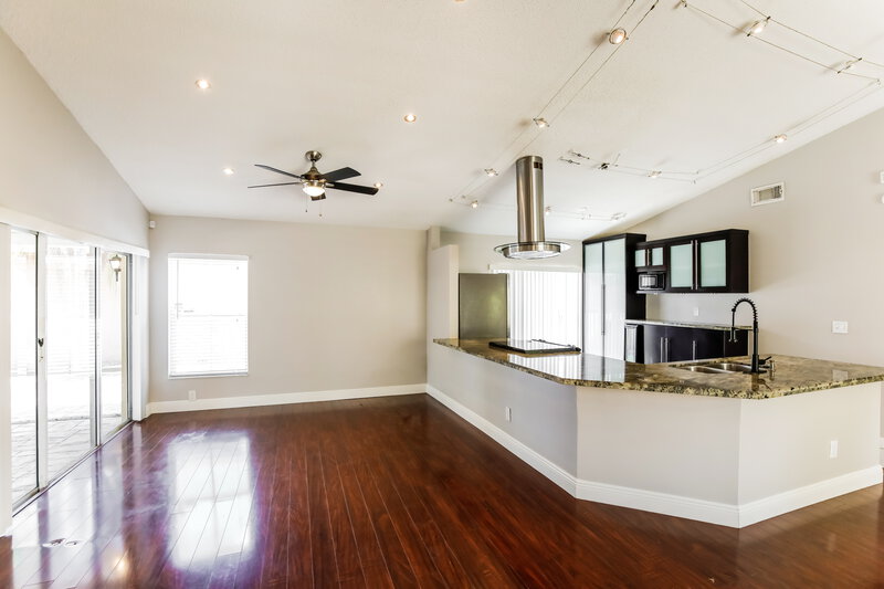 3,495/Mo, 210 NW 207th Way Pembroke Pines, FL 33029 Living Room View