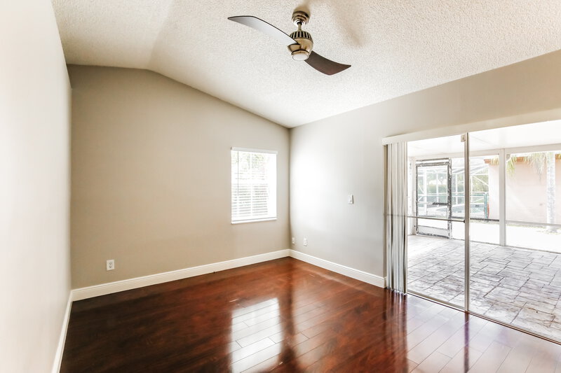 3,495/Mo, 210 NW 207th Way Pembroke Pines, FL 33029 Main Bedroom View