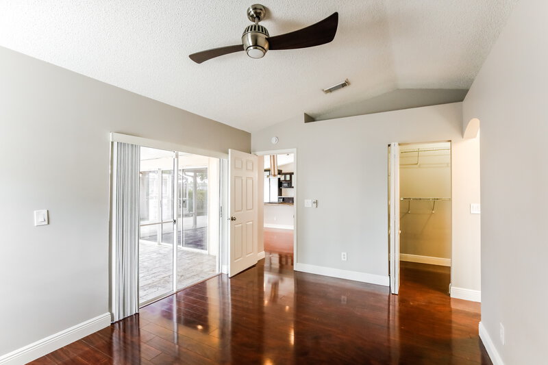 3,495/Mo, 210 NW 207th Way Pembroke Pines, FL 33029 Main Bedroom View 3