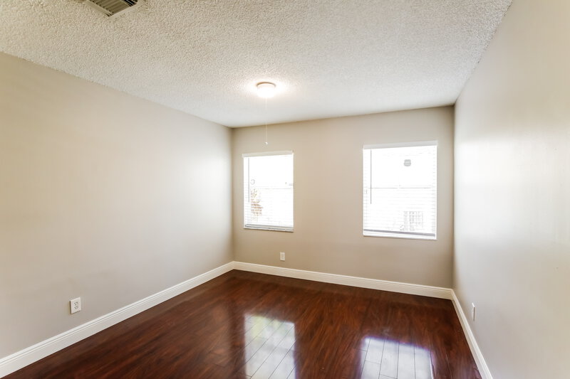 3,495/Mo, 210 NW 207th Way Pembroke Pines, FL 33029 Bedroom View 2