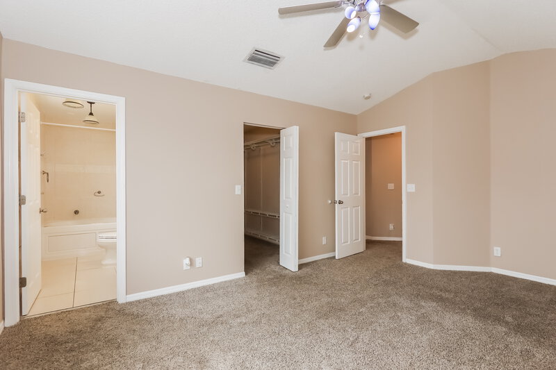 3,345/Mo, 6252 Seminole Ter Margate, FL 33063 Master Bedroom View 2