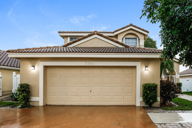 3,355/Mo, 7354 Michigan Isle Rd Lake Worth, FL 33467 External View