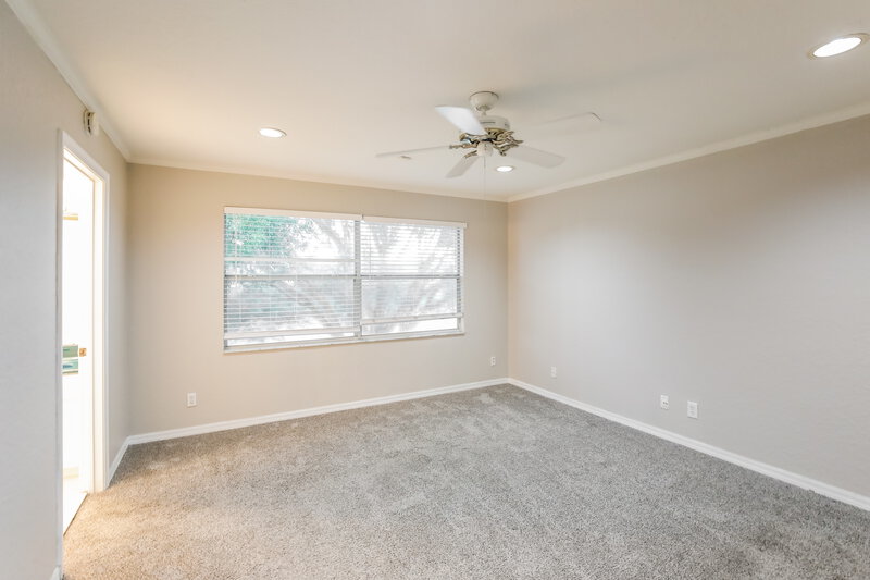 3,355/Mo, 7354 Michigan Isle Rd Lake Worth, FL 33467 Main Bedroom View
